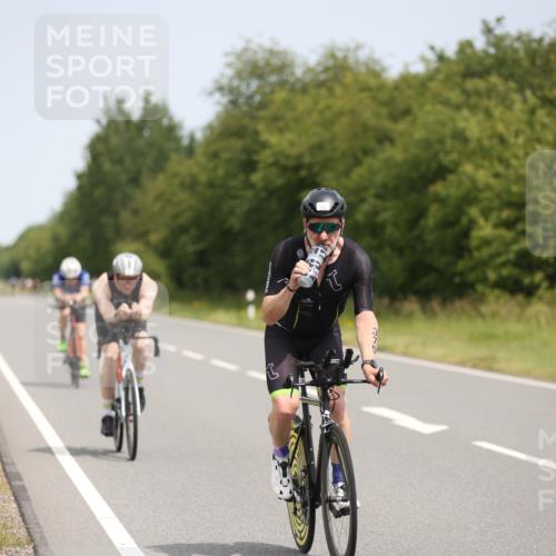 22.06.2025 - Viking Triathlon Yannick Fuchs http://msf.ph/oto/8109203 22.06.2025 12:14:02 Radfahren 28, 150, 172, 180, 184, 253, 375, 416, 513, 635, 645 meine-sportfotos.de