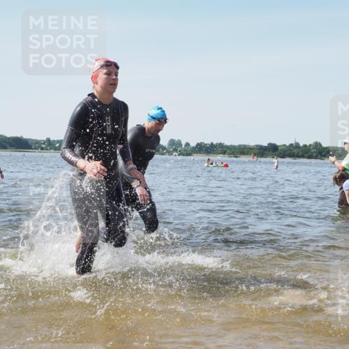 22.06.2025 - Viking Triathlon KatJ http://msf.ph/oto/8109210 22.06.2025 10:38:37 Schwimmen 22, 85, 156, 164, 215, 269, 315, 327, 398, 419, 428, 509, 601, 603, 659 meine-sportfotos.de
