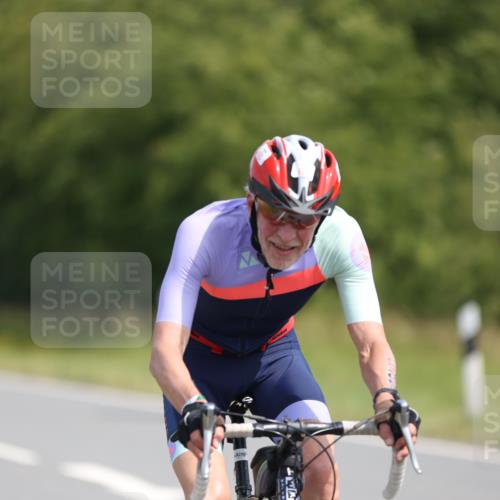 22.06.2025 - Viking Triathlon Yannick Fuchs http://msf.ph/oto/8109219 22.06.2025 11:33:10 Radfahren 379, 625, 662 meine-sportfotos.de