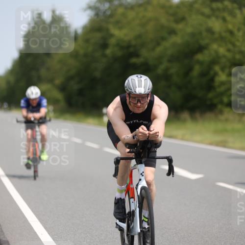 22.06.2025 - Viking Triathlon Yannick Fuchs http://msf.ph/oto/8109236 22.06.2025 12:14:03 Radfahren 28, 150, 172, 184, 253, 375, 416, 513, 634, 635, 645 meine-sportfotos.de