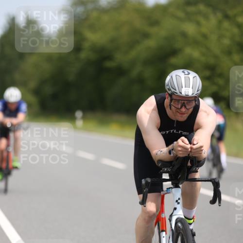 22.06.2025 - Viking Triathlon Yannick Fuchs http://msf.ph/oto/8109250 22.06.2025 12:14:03 Radfahren 28, 150, 172, 184, 253, 375, 416, 513, 634, 635, 645 meine-sportfotos.de