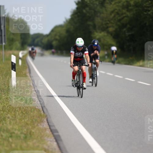 22.06.2025 - Viking Triathlon Yannick Fuchs http://msf.ph/oto/8109256 22.06.2025 11:33:34 Radfahren 141, 159, 352 meine-sportfotos.de