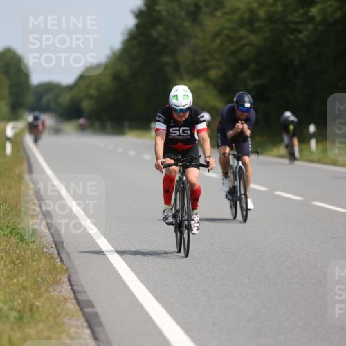 22.06.2025 - Viking Triathlon Yannick Fuchs http://msf.ph/oto/8109274 22.06.2025 11:33:35 Radfahren 141, 159 meine-sportfotos.de