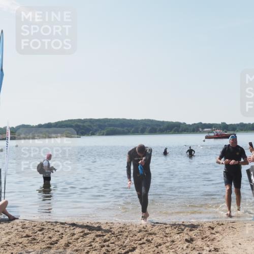 22.06.2025 - Viking Triathlon MichiJ http://msf.ph/oto/8109287 22.06.2025 10:58:24 Schwimmen 359, 403 meine-sportfotos.de