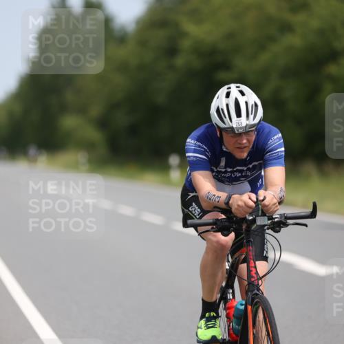 22.06.2025 - Viking Triathlon Yannick Fuchs http://msf.ph/oto/8109288 22.06.2025 12:14:05 Radfahren 77, 150, 172, 184, 203, 253, 375, 416, 513, 634 meine-sportfotos.de