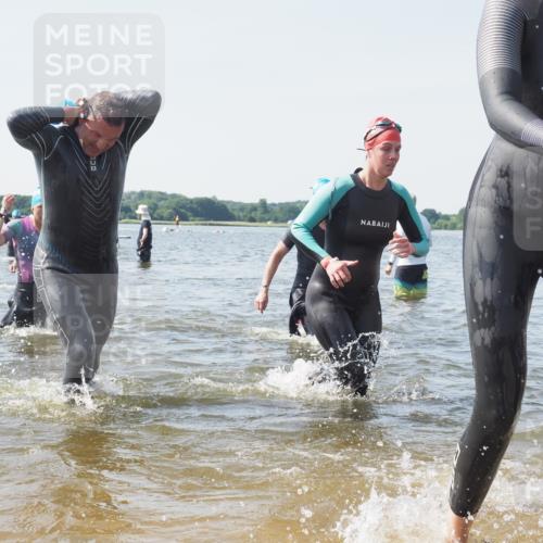 22.06.2025 - Viking Triathlon KatJ http://msf.ph/oto/8109328 22.06.2025 10:38:42 Schwimmen 22, 85, 135, 156, 164, 211, 215, 315, 327, 336, 419, 601, 659 meine-sportfotos.de