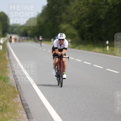 22.06.2025 - Viking Triathlon Yannick Fuchs http://msf.ph/oto/8109335 22.06.2025 12:14:13 Radfahren 77, 125, 203, 416, 634 meine-sportfotos.de