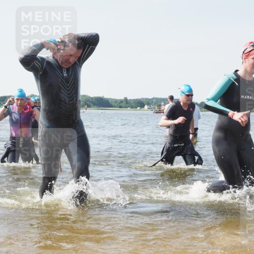22.06.2025 - Viking Triathlon KatJ http://msf.ph/oto/8109360 22.06.2025 10:38:43 Schwimmen 22, 85, 135, 156, 164, 211, 215, 315, 327, 336, 601, 659 meine-sportfotos.de
