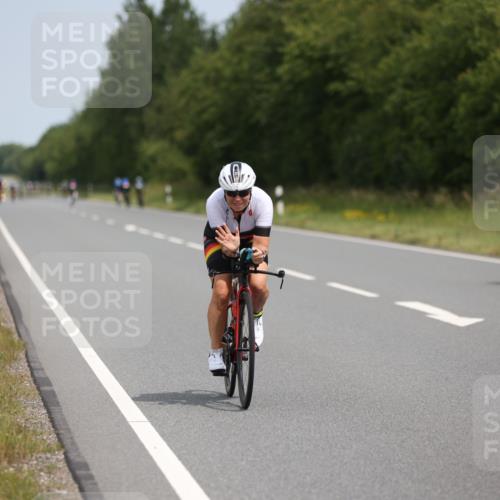 22.06.2025 - Viking Triathlon Yannick Fuchs http://msf.ph/oto/8109375 22.06.2025 12:14:14 Radfahren 77, 125, 203, 416, 634 meine-sportfotos.de