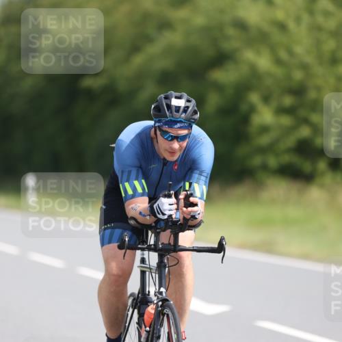 22.06.2025 - Viking Triathlon Yannick Fuchs http://msf.ph/oto/8109383 22.06.2025 11:33:49 Radfahren 25, 28, 290, 635 meine-sportfotos.de