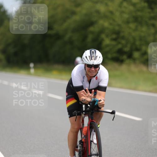 22.06.2025 - Viking Triathlon Yannick Fuchs http://msf.ph/oto/8109398 22.06.2025 12:14:15 Radfahren 77, 125, 203, 634 meine-sportfotos.de