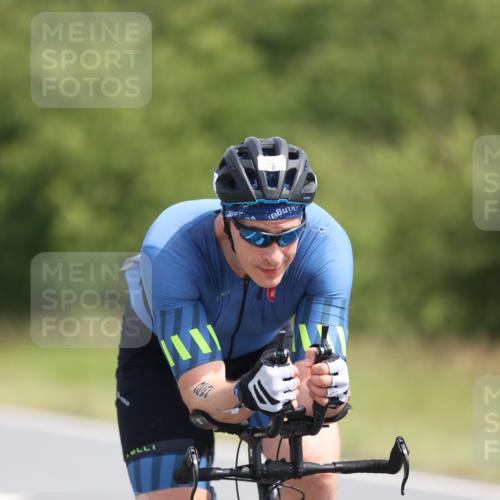 22.06.2025 - Viking Triathlon Yannick Fuchs http://msf.ph/oto/8109404 22.06.2025 11:33:50 Radfahren 25, 28, 283, 290, 635 meine-sportfotos.de