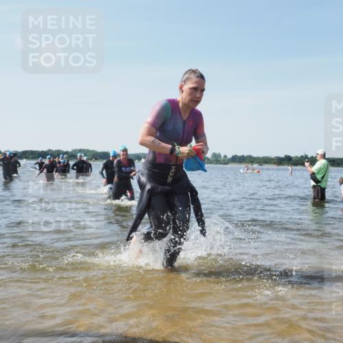 22.06.2025 - Viking Triathlon KatJ http://msf.ph/oto/8109412 22.06.2025 10:38:47 Schwimmen 26, 40, 57, 85, 135, 156, 164, 210, 211, 215, 315, 327, 336 meine-sportfotos.de