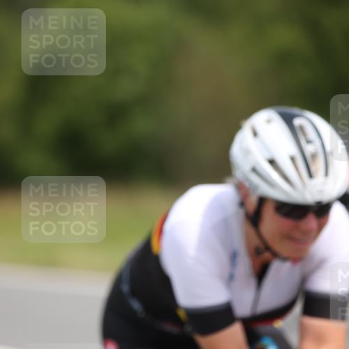22.06.2025 - Viking Triathlon Yannick Fuchs http://msf.ph/oto/8109428 22.06.2025 12:14:15 Radfahren 77, 125, 203, 634 meine-sportfotos.de