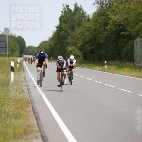 22.06.2025 - Viking Triathlon Yannick Fuchs http://msf.ph/oto/8109450 22.06.2025 12:14:32 Radfahren 86, 241, 344, 454 meine-sportfotos.de
