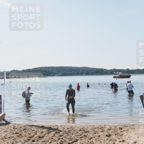 22.06.2025 - Viking Triathlon MichiJ http://msf.ph/oto/8109464 22.06.2025 10:58:53 Schwimmen 234, 268 meine-sportfotos.de