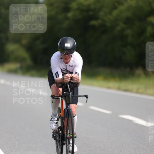 22.06.2025 - Viking Triathlon Yannick Fuchs http://msf.ph/oto/8109472 22.06.2025 11:33:52 Radfahren 25, 28, 283, 290, 635 meine-sportfotos.de