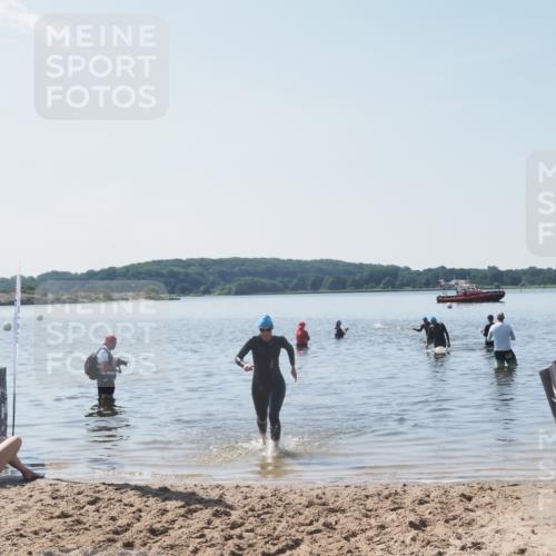 22.06.2025 - Viking Triathlon MichiJ http://msf.ph/oto/8109492 22.06.2025 10:58:54 Schwimmen 234, 268 meine-sportfotos.de