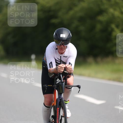 22.06.2025 - Viking Triathlon Yannick Fuchs http://msf.ph/oto/8109493 22.06.2025 11:33:52 Radfahren 25, 28, 283, 290, 635 meine-sportfotos.de