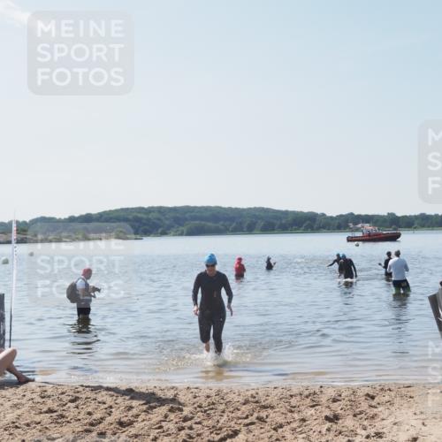 22.06.2025 - Viking Triathlon MichiJ http://msf.ph/oto/8109500 22.06.2025 10:58:54 Schwimmen 234, 268 meine-sportfotos.de