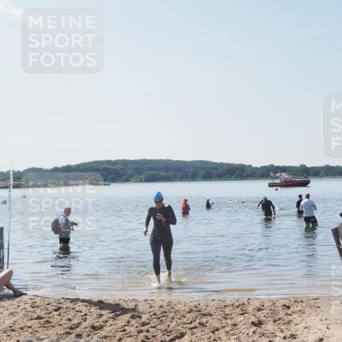 22.06.2025 - Viking Triathlon MichiJ http://msf.ph/oto/8109507 22.06.2025 10:58:54 Schwimmen 234, 268 meine-sportfotos.de