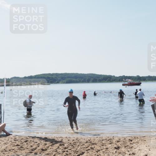 22.06.2025 - Viking Triathlon MichiJ http://msf.ph/oto/8109520 22.06.2025 10:58:54 Schwimmen 234, 268 meine-sportfotos.de