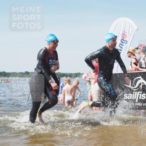 22.06.2025 - Viking Triathlon KatJ http://msf.ph/oto/8109528 22.06.2025 10:38:52 Schwimmen 26, 40, 57, 135, 164, 181, 185, 210, 211, 315, 327, 336, 408, 416, 451 meine-sportfotos.de