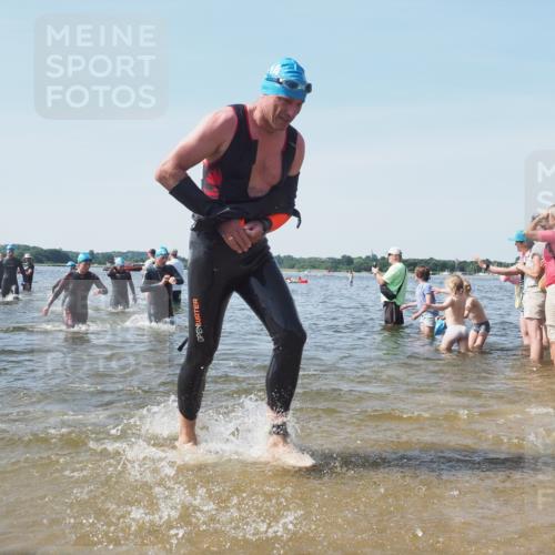 22.06.2025 - Viking Triathlon KatJ http://msf.ph/oto/8109554 22.06.2025 10:38:53 Schwimmen 26, 40, 57, 135, 164, 181, 185, 210, 211, 315, 327, 336, 408, 416, 451 meine-sportfotos.de