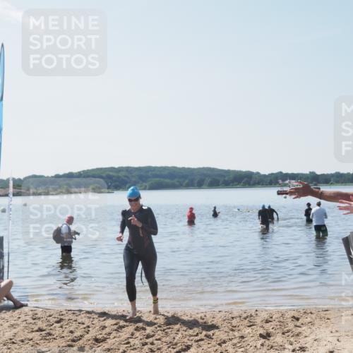 22.06.2025 - Viking Triathlon MichiJ http://msf.ph/oto/8109565 22.06.2025 10:58:55 Schwimmen 234, 268 meine-sportfotos.de