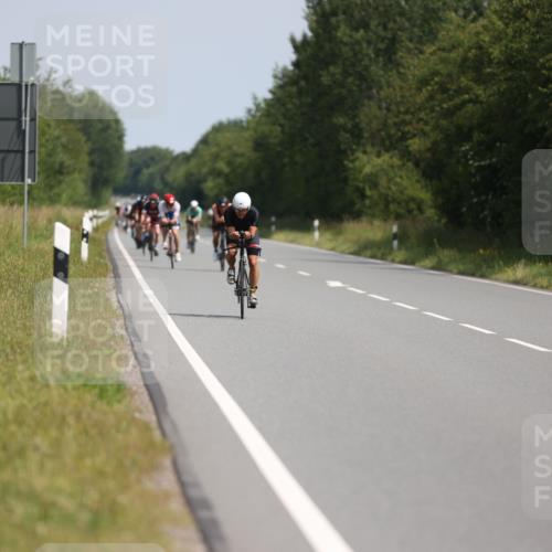 22.06.2025 - Viking Triathlon Yannick Fuchs http://msf.ph/oto/8109570 22.06.2025 11:33:55 Radfahren 28, 184, 283, 290, 327, 369, 635 meine-sportfotos.de