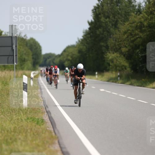 22.06.2025 - Viking Triathlon Yannick Fuchs http://msf.ph/oto/8109601 22.06.2025 11:33:56 Radfahren 28, 184, 199, 283, 290, 327, 369, 635 meine-sportfotos.de