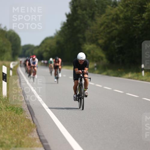 22.06.2025 - Viking Triathlon Yannick Fuchs http://msf.ph/oto/8109653 22.06.2025 11:33:58 Radfahren 28, 65, 184, 199, 283, 327, 369, 621, 635 meine-sportfotos.de