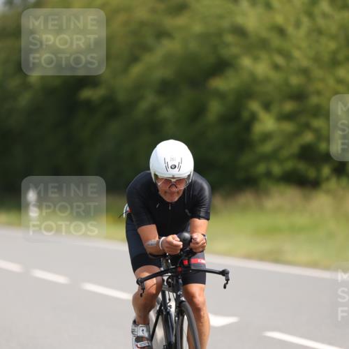22.06.2025 - Viking Triathlon Yannick Fuchs http://msf.ph/oto/8109743 22.06.2025 11:34:00 Radfahren 28, 65, 66, 184, 186, 199, 283, 327, 369, 621, 635 meine-sportfotos.de