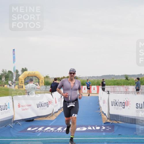22.06.2025 - Viking Triathlon MichiJ http://msf.ph/oto/8109745 22.06.2025 16:38:49 Ziel 276 meine-sportfotos.de