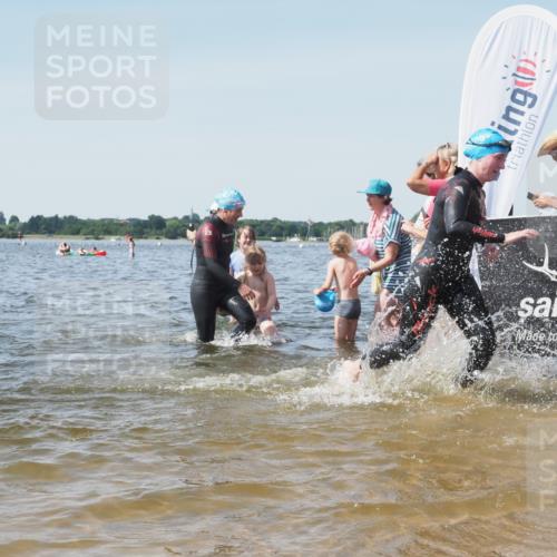 22.06.2025 - Viking Triathlon KatJ http://msf.ph/oto/8109762 22.06.2025 10:39:00 Schwimmen 26, 40, 57, 79, 148, 181, 185, 210, 211, 295, 336, 351, 408, 416, 451, 654 meine-sportfotos.de