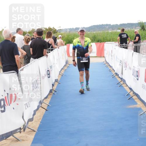 22.06.2025 - Viking Triathlon MichiJ http://msf.ph/oto/8109774 22.06.2025 16:22:03 Ziel 418 meine-sportfotos.de