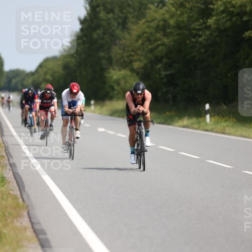 22.06.2025 - Viking Triathlon Yannick Fuchs http://msf.ph/oto/8109777 22.06.2025 11:34:01 Radfahren 28, 65, 66, 184, 186, 199, 283, 327, 369, 621, 635 meine-sportfotos.de