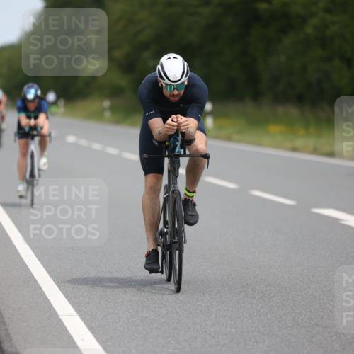 22.06.2025 - Viking Triathlon Yannick Fuchs http://msf.ph/oto/8109814 22.06.2025 12:14:48 Radfahren 182, 210, 254, 329, 353, 358, 376, 411 meine-sportfotos.de