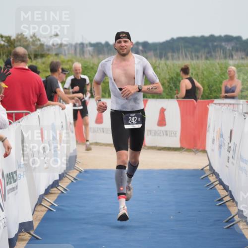 22.06.2025 - Viking Triathlon MichiJ http://msf.ph/oto/8109833 22.06.2025 14:52:30 Ziel 242 meine-sportfotos.de
