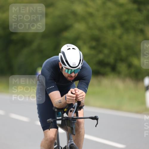 22.06.2025 - Viking Triathlon Yannick Fuchs http://msf.ph/oto/8109868 22.06.2025 12:14:49 Radfahren 182, 210, 254, 329, 353, 358, 376, 411 meine-sportfotos.de