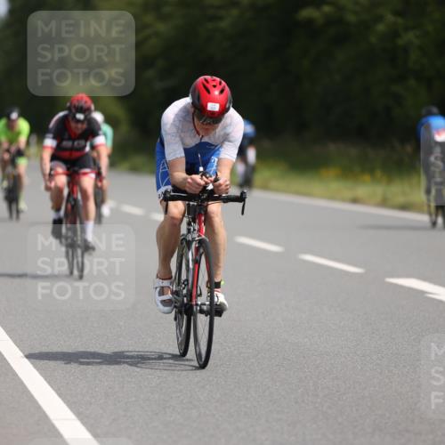 22.06.2025 - Viking Triathlon Yannick Fuchs http://msf.ph/oto/8109877 22.06.2025 11:34:04 Radfahren 65, 66, 184, 186, 199, 283, 327, 330, 369, 621 meine-sportfotos.de