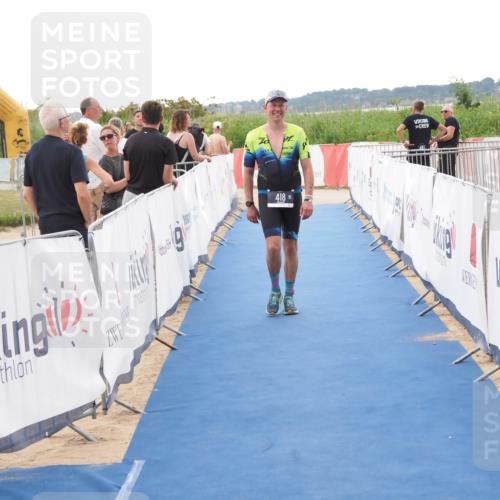 22.06.2025 - Viking Triathlon MichiJ http://msf.ph/oto/8109884 22.06.2025 16:22:04 Ziel 418 meine-sportfotos.de
