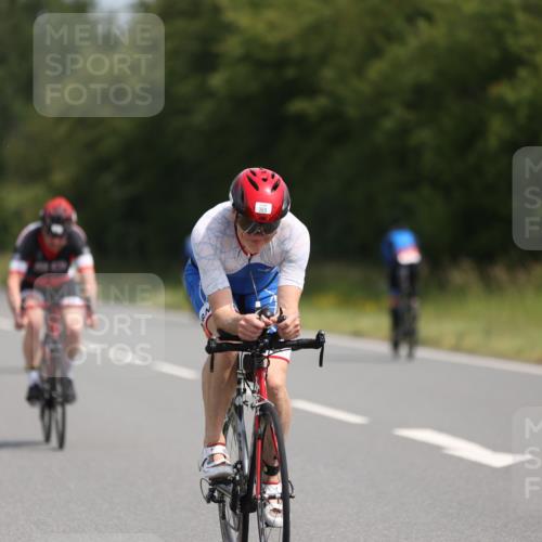 22.06.2025 - Viking Triathlon Yannick Fuchs http://msf.ph/oto/8109897 22.06.2025 11:34:04 Radfahren 65, 66, 184, 186, 199, 283, 327, 330, 369, 621 meine-sportfotos.de