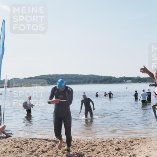 22.06.2025 - Viking Triathlon MichiJ http://msf.ph/oto/8109902 22.06.2025 10:59:13 Schwimmen 222, 234 meine-sportfotos.de