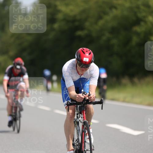 22.06.2025 - Viking Triathlon Yannick Fuchs http://msf.ph/oto/8109906 22.06.2025 11:34:04 Radfahren 65, 66, 184, 186, 199, 283, 327, 330, 369, 621 meine-sportfotos.de