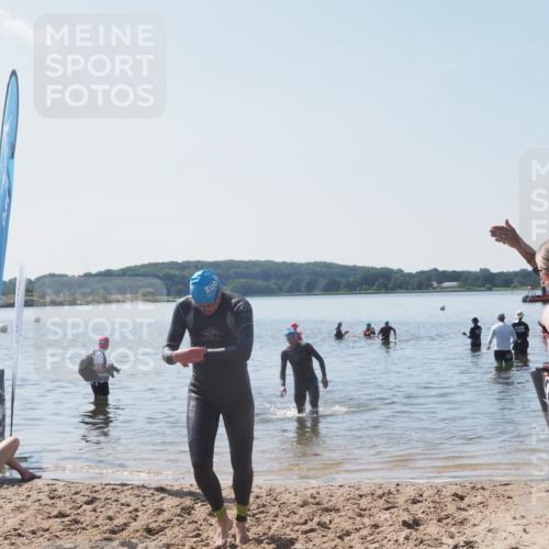 22.06.2025 - Viking Triathlon MichiJ http://msf.ph/oto/8109911 22.06.2025 10:59:13 Schwimmen 222, 234 meine-sportfotos.de