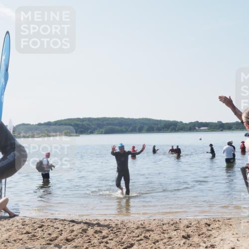 22.06.2025 - Viking Triathlon MichiJ http://msf.ph/oto/8109980 22.06.2025 10:59:16 Schwimmen 222, 459 meine-sportfotos.de