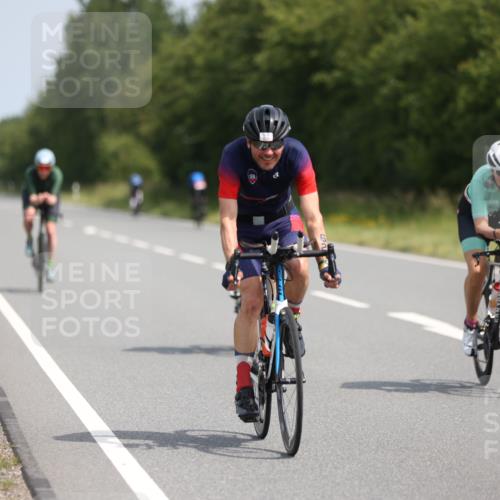 22.06.2025 - Viking Triathlon Yannick Fuchs http://msf.ph/oto/8110021 22.06.2025 11:34:07 Radfahren 65, 66, 184, 186, 199, 327, 330, 369, 510, 611, 621 meine-sportfotos.de