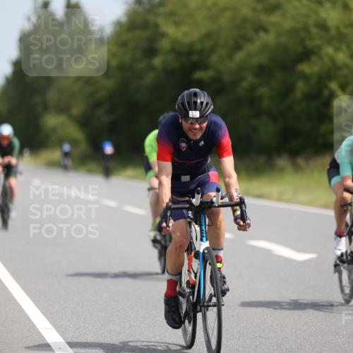 22.06.2025 - Viking Triathlon Yannick Fuchs http://msf.ph/oto/8110034 22.06.2025 11:34:07 Radfahren 65, 66, 184, 186, 199, 327, 330, 369, 510, 611, 621 meine-sportfotos.de