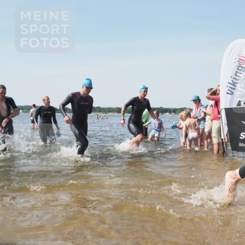 22.06.2025 - Viking Triathlon KatJ http://msf.ph/oto/8110044 22.06.2025 10:39:06 Schwimmen 40, 57, 79, 148, 181, 182, 185, 210, 276, 295, 351, 386, 408, 416, 451, 536, 654 meine-sportfotos.de